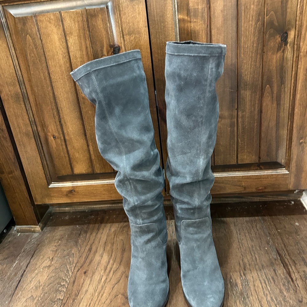 Women's Gray Suede Knee-High Boots